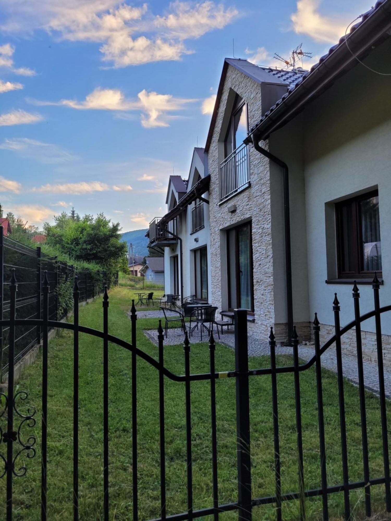 Apartamenty Pod Skrzycznem シュチルク エクステリア 写真